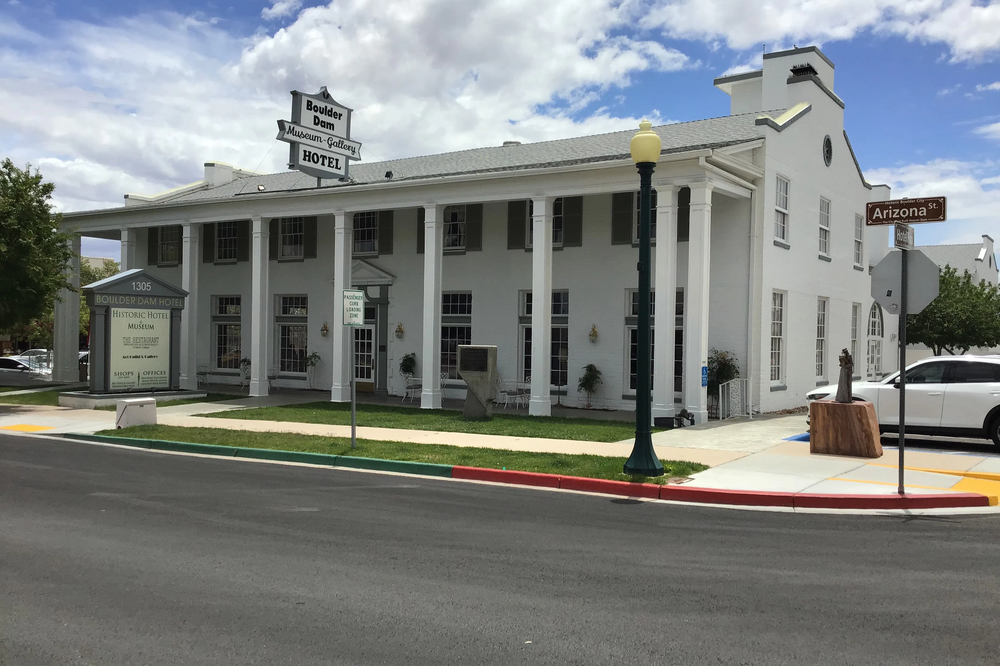 Boulder City Historic District Self-Guided Tour from Las Vegas