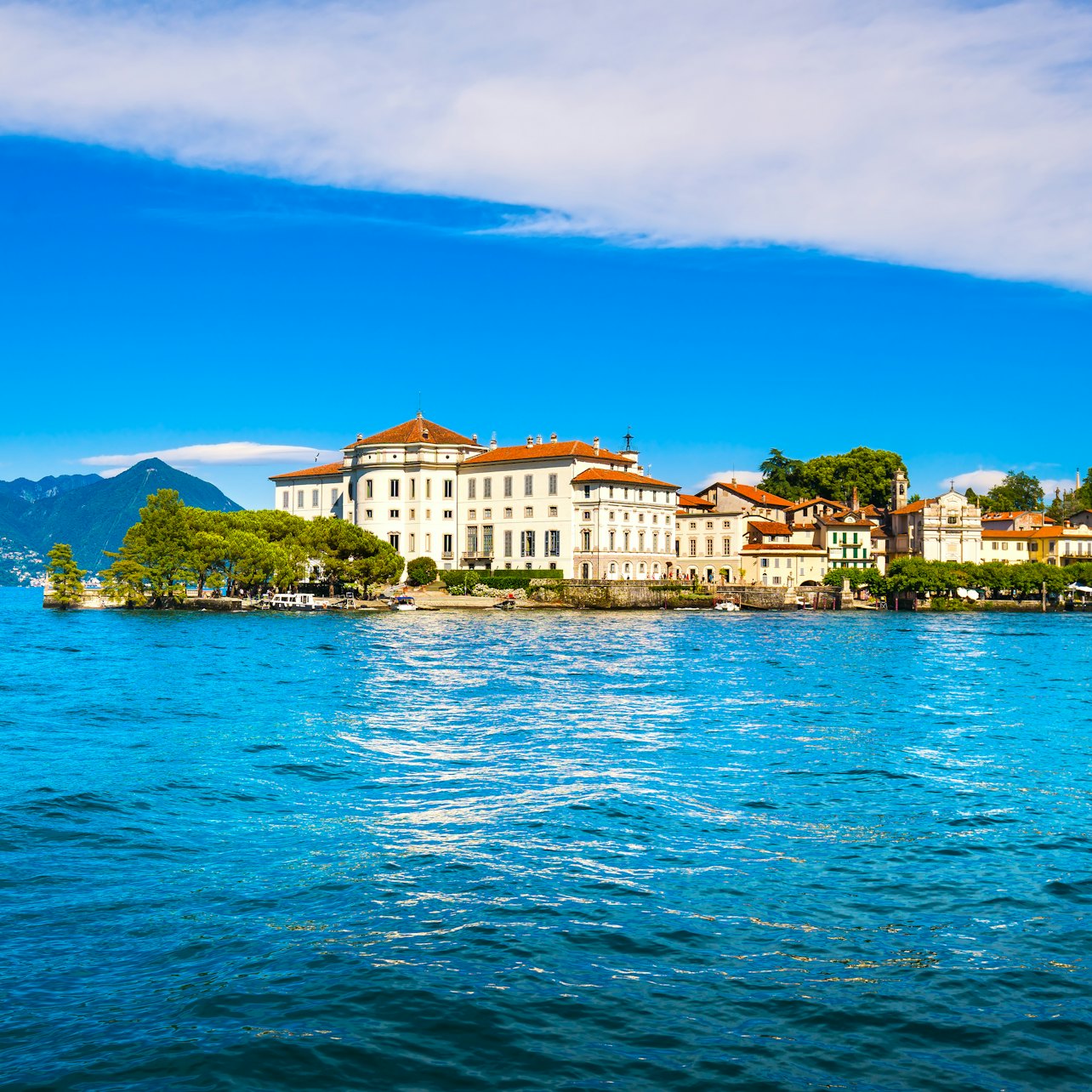 Lago Maggiore: Excursión desde Milán - Alojamientos en Milán
