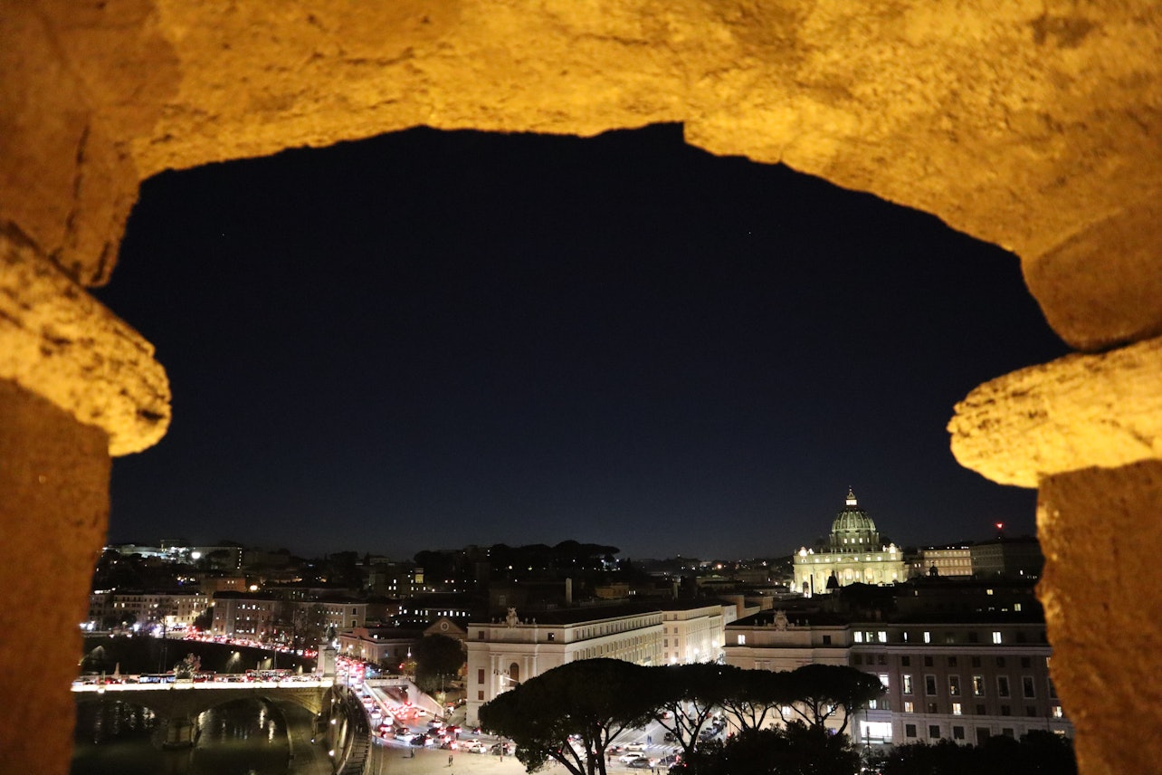 Roma: Castel Sant'Angelo Fast-Track Ticket e Express Tour - Acomodações em Roma