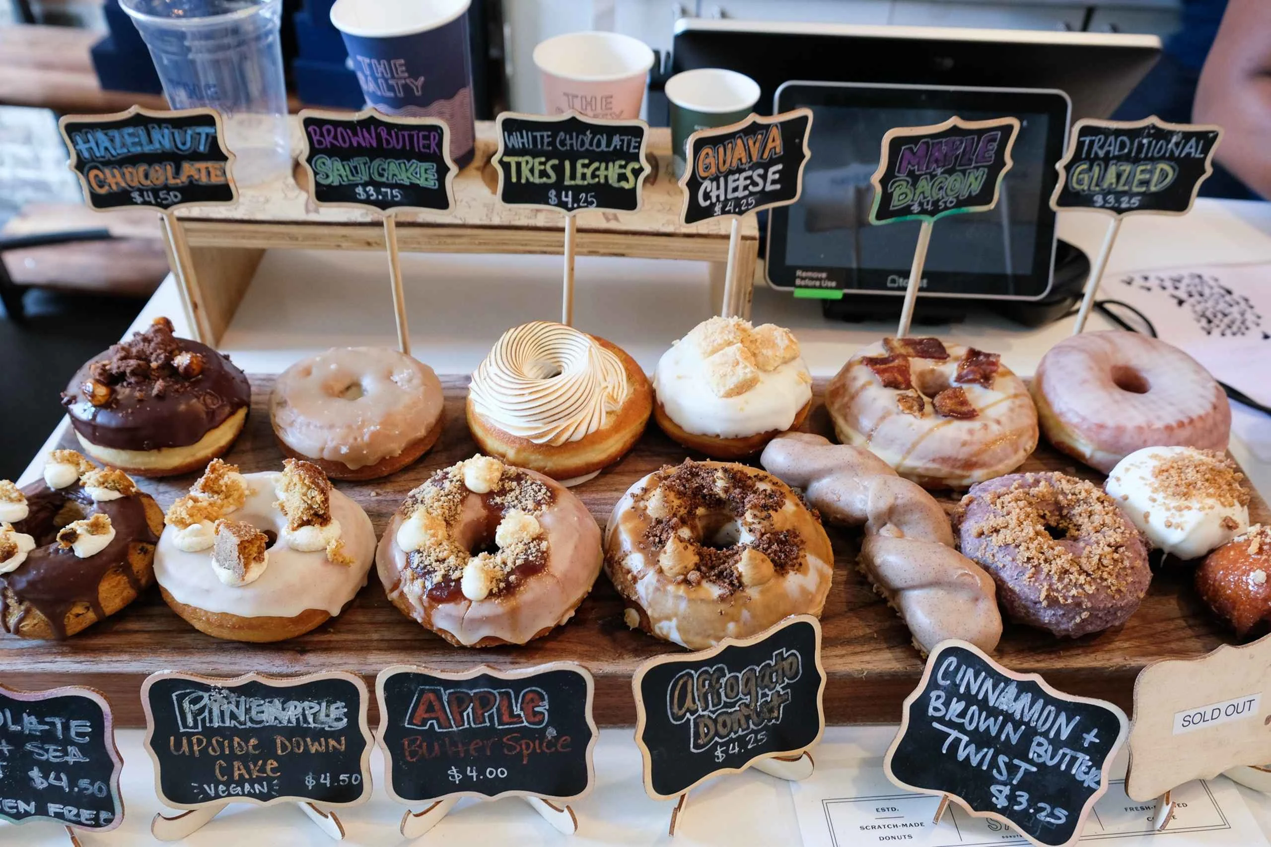 Miami Wynwood Art District: Guided Donut Tour
