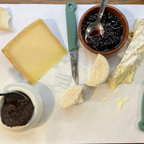 Paris: Guided Food Tour + Market Visit - Photo 4