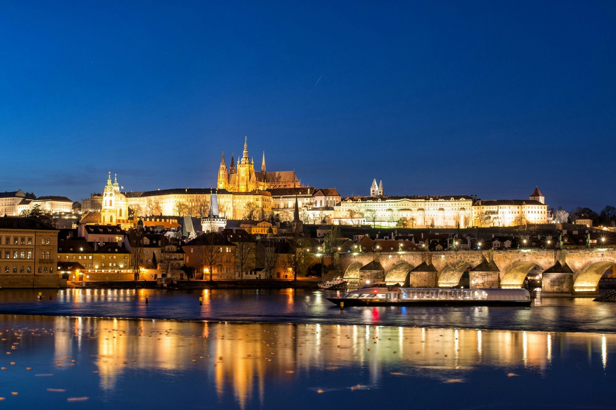 Prague: Evening Eco-Cruise + Glass of Prosecco