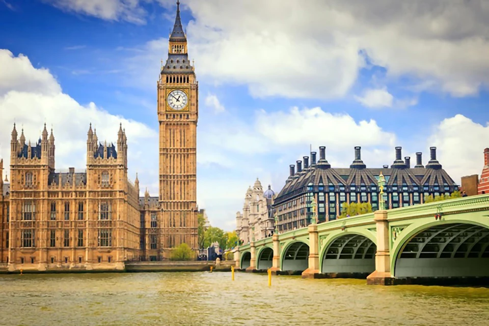 Guided tour of London City Center + Entry tickets to Westminster Abbey