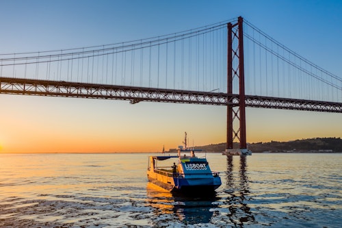 Lisbon: 2-Hour River Cruise at Sunset by Lisboat