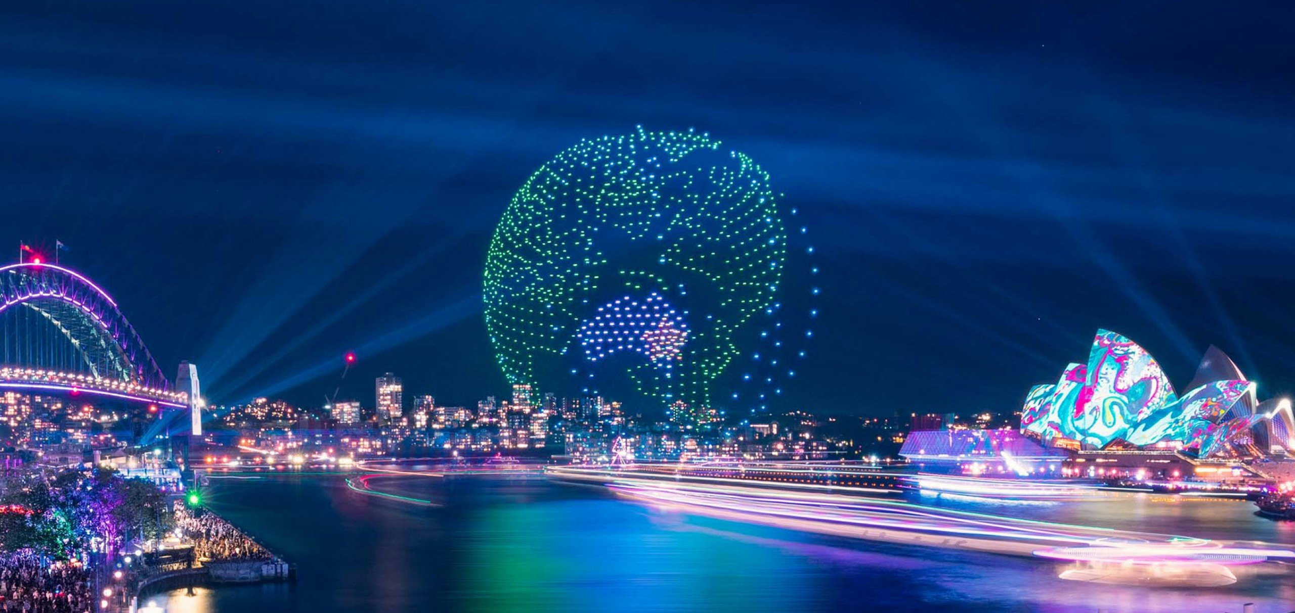 Python Sydney Scene Exhibition: Love is in the Air, Vivid Sydney Cruises | Tiqets.com