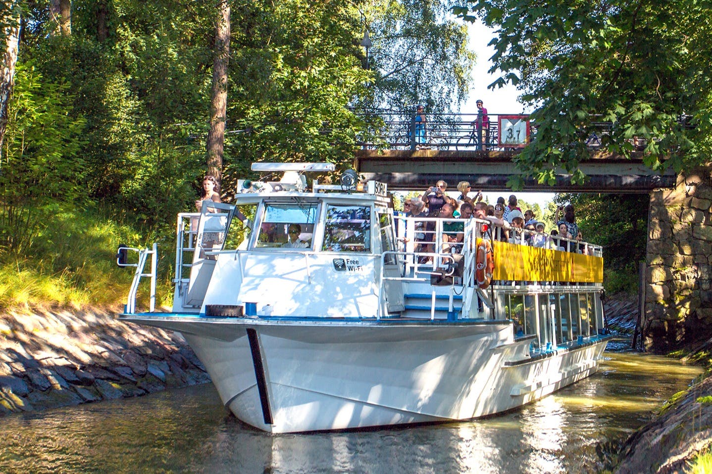 Beautiful Canal Cruise