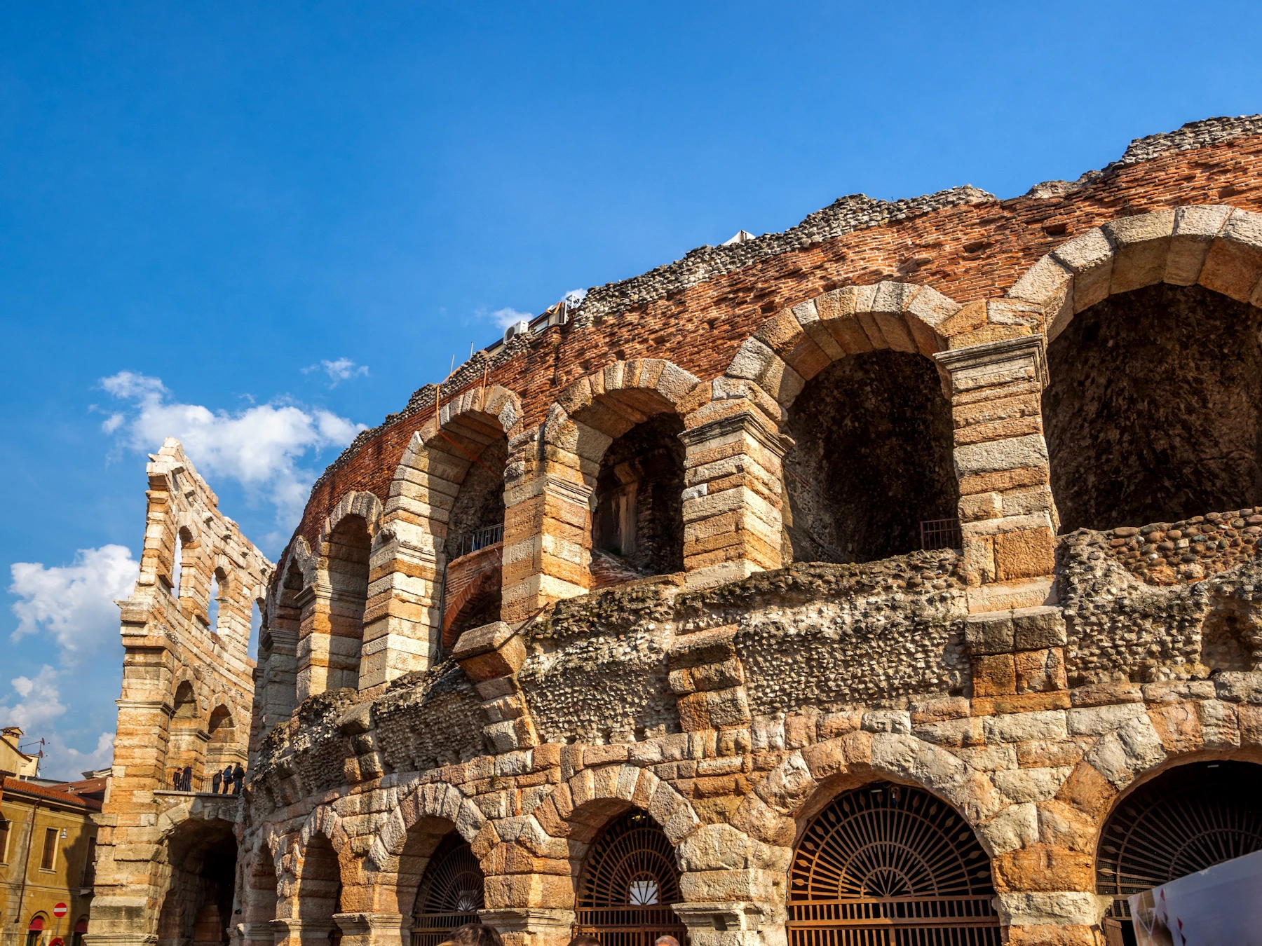 Verona, Gardasee & Sirmione: Geführte Tour ab Venedig + Bootstour