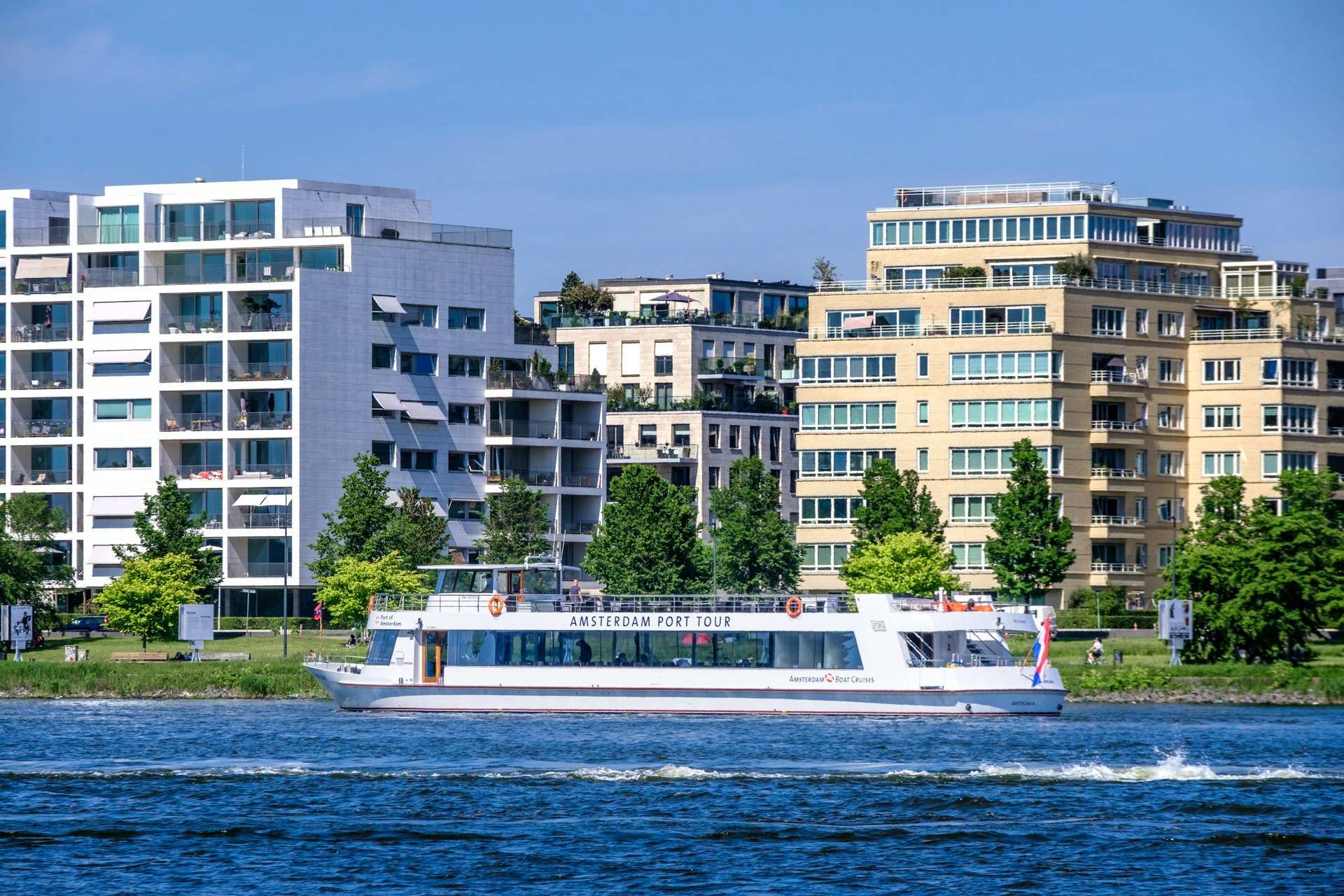 Amsterdam: Skyline Cruise from NDSM