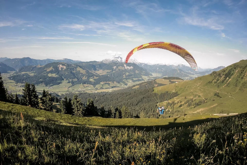 Start of the paraglide flight