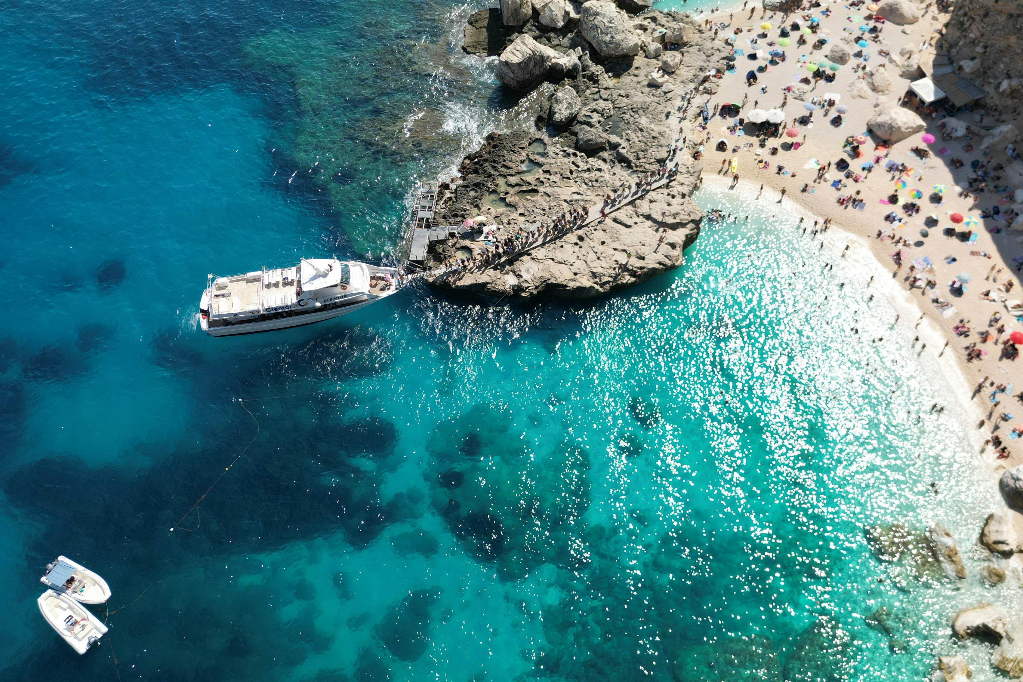 Golfo di Orosei: tour in barca con soste in spiaggia — 2