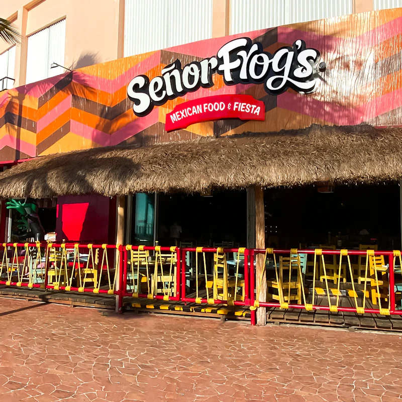 Señor Frog's Cozumel: Frog's Pass
