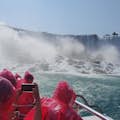 Disfrutando de la vista de las Cataratas Americanas desde el barco