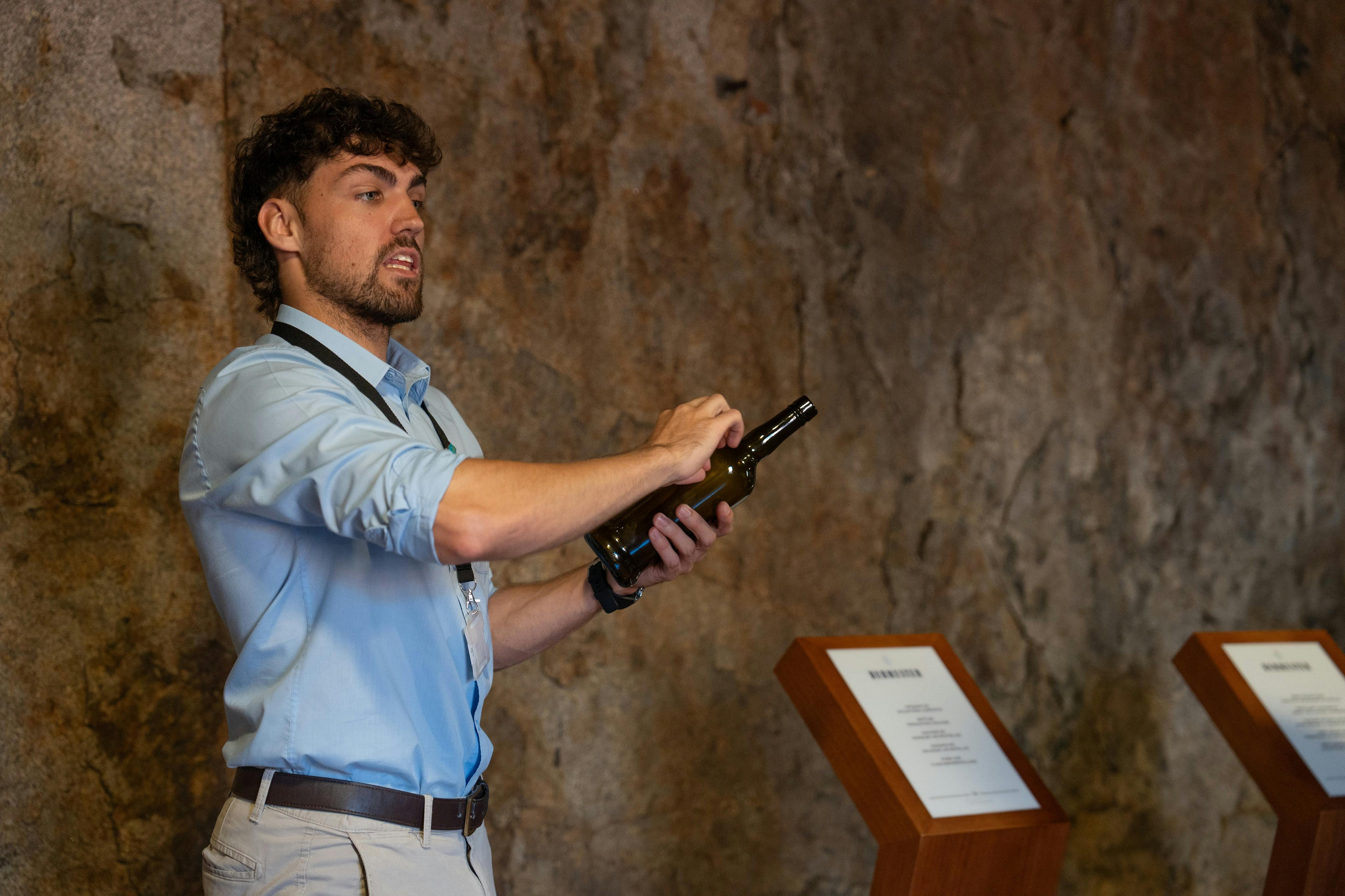 와인 저장고 방문하기