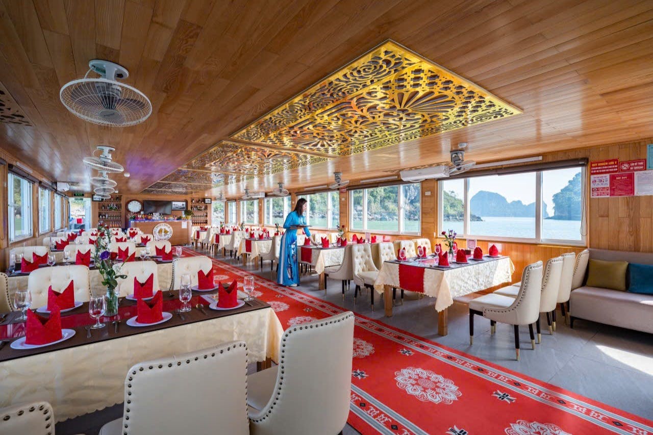 Baia di Ha Long: Tour in barca + Pranzo + Snack + Trasferimento — 2