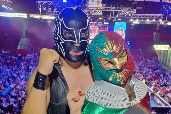 Arena México: Lucha Libre Show + Buffet Dinner & Drinks