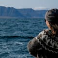 Genießen Sie die malerische Aussicht auf einer Walbeobachtungstour mit Beffa Tours
