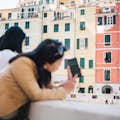Excursión en tierra desde Livorno a Pisa y Manarola, la joya de Cinque Terre.