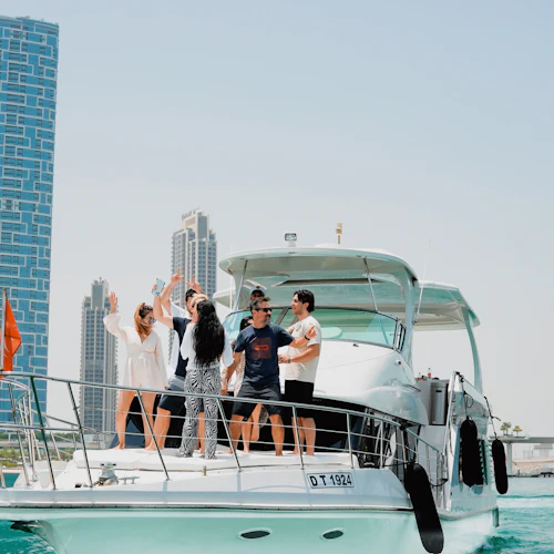 Marina de Dubai: passeio de iate de 1 hora com vistas de Ain Dubai - Photo 4