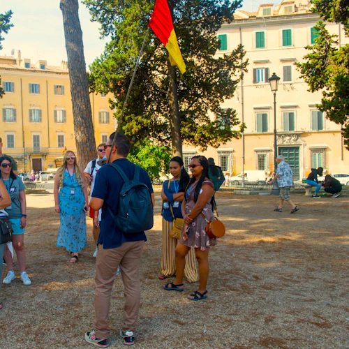 Colosseum & Roman Forum: Semi-Private Guided Tour - Photo 7