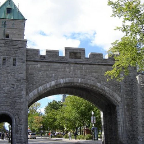Quebec City: 2 Hour Guided Bus Tour - Photo 7