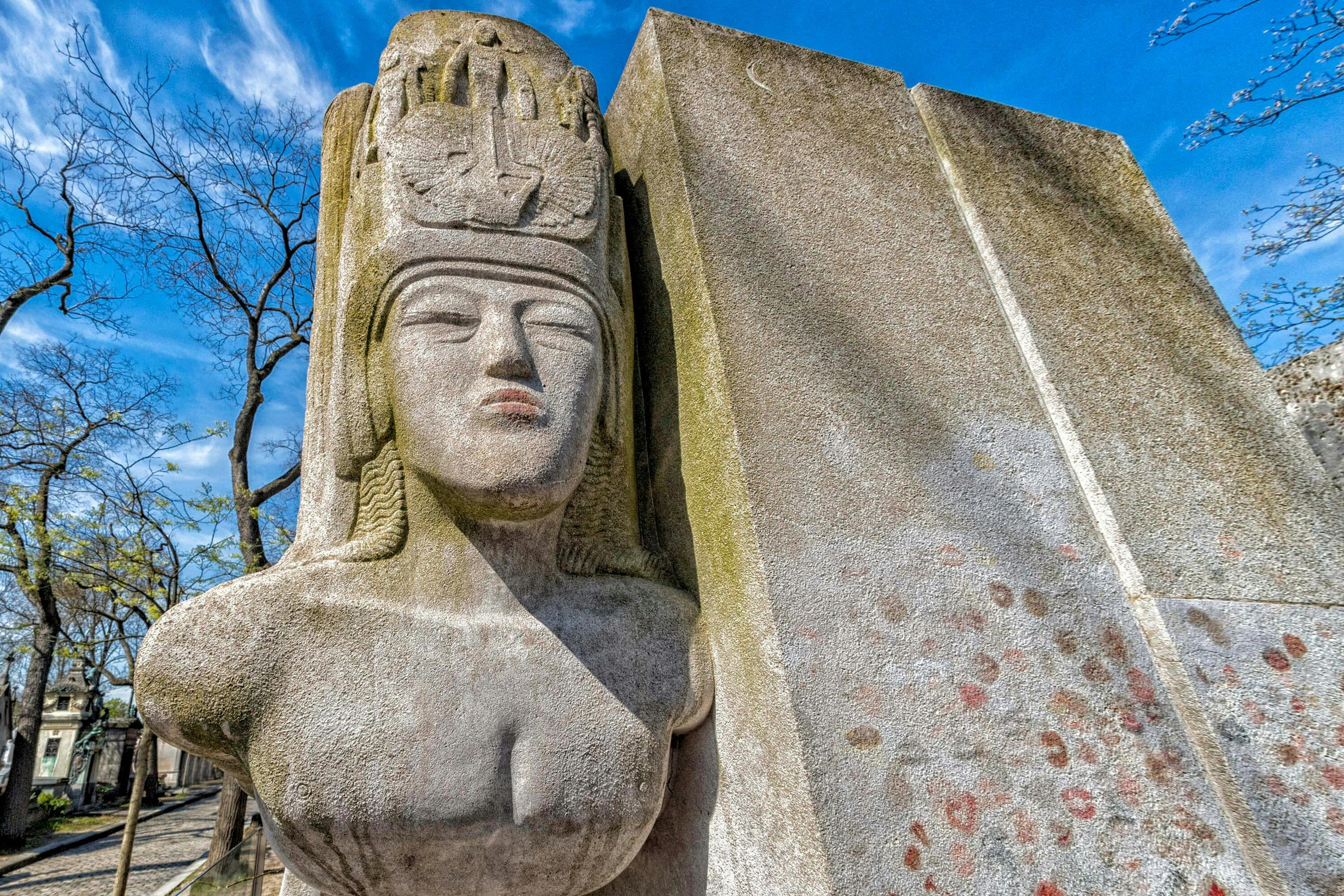 Famous people graves