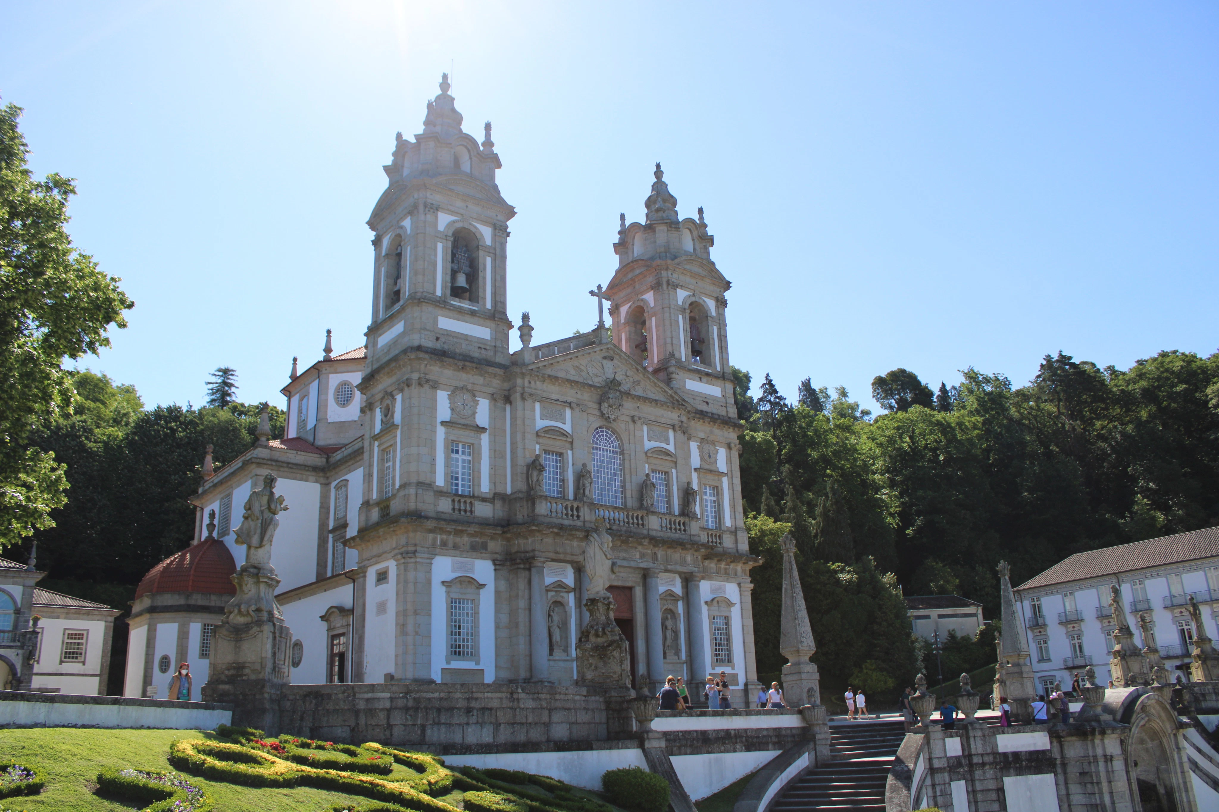 Braga and Guimarães: Day Tour from Porto