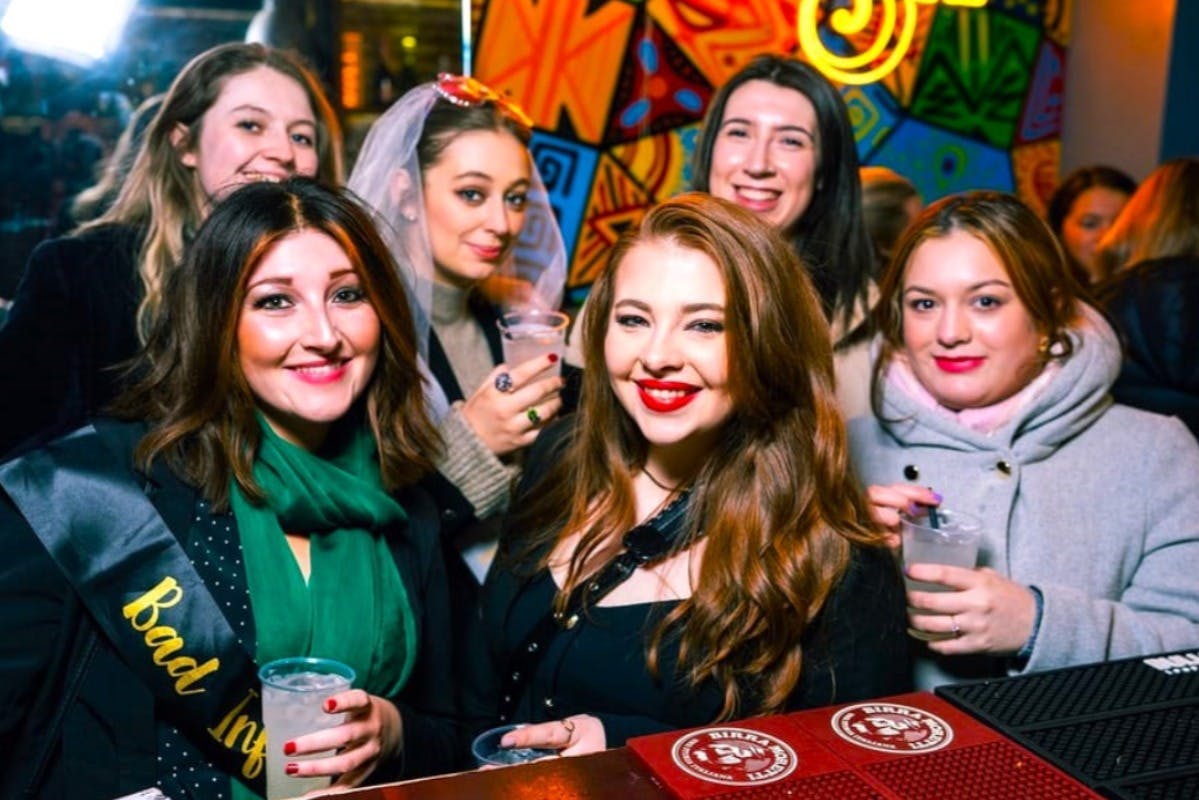 Festa per le ragazze