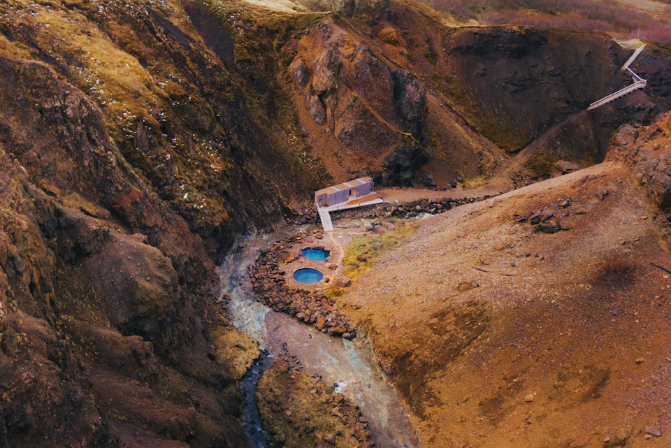 Canyon bath from above