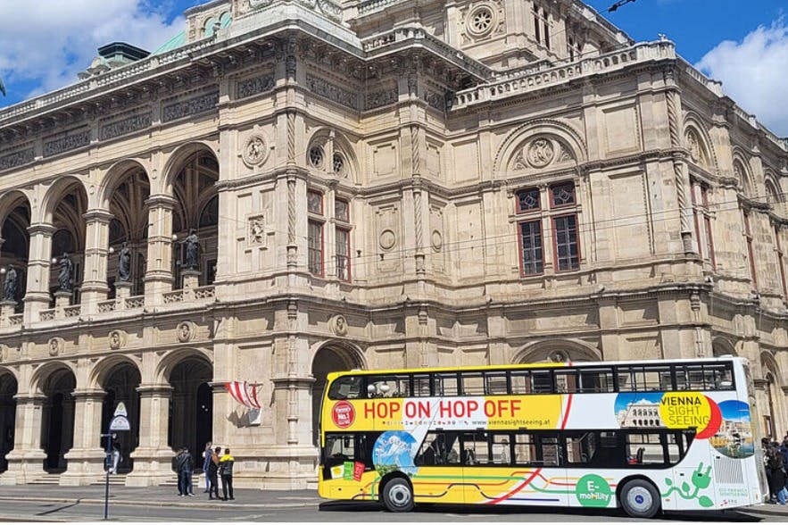HOP ON HOP off-sightseeingtur genom Wien