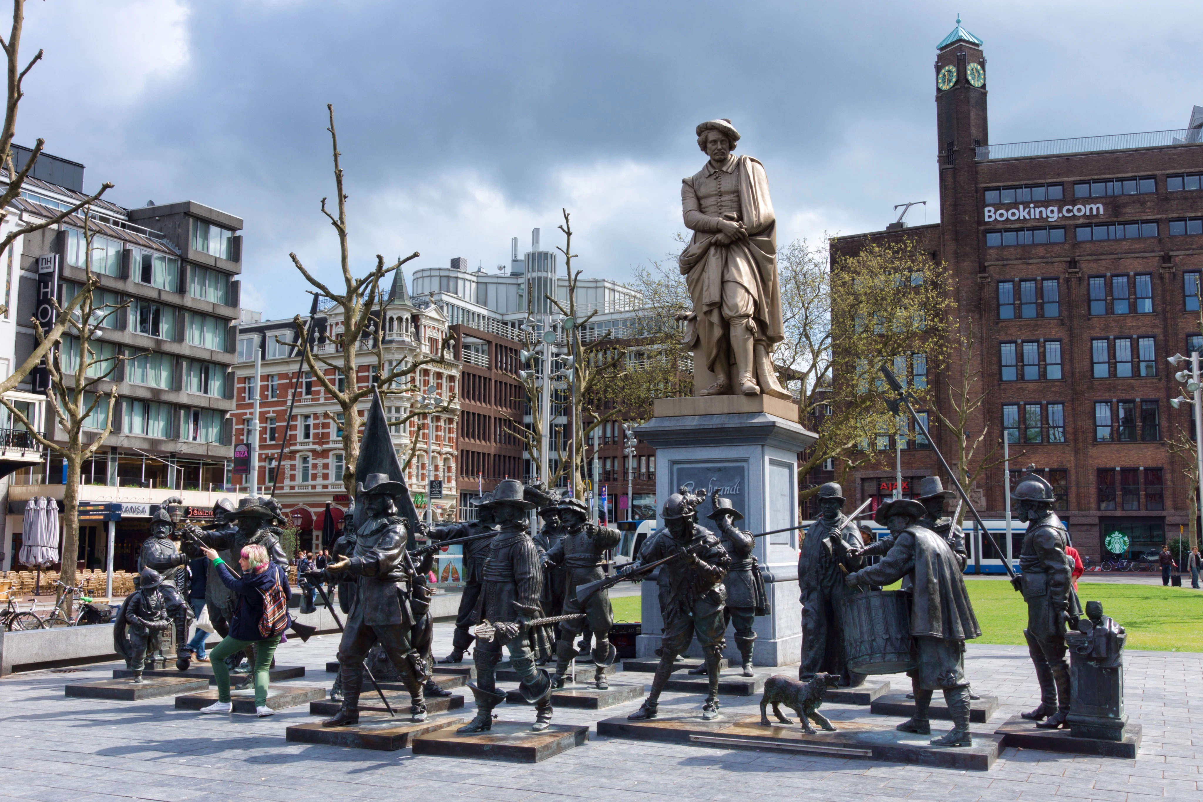 Amsterdam: Small Group City Tour with The Rembrandt House Museum Guided Tour