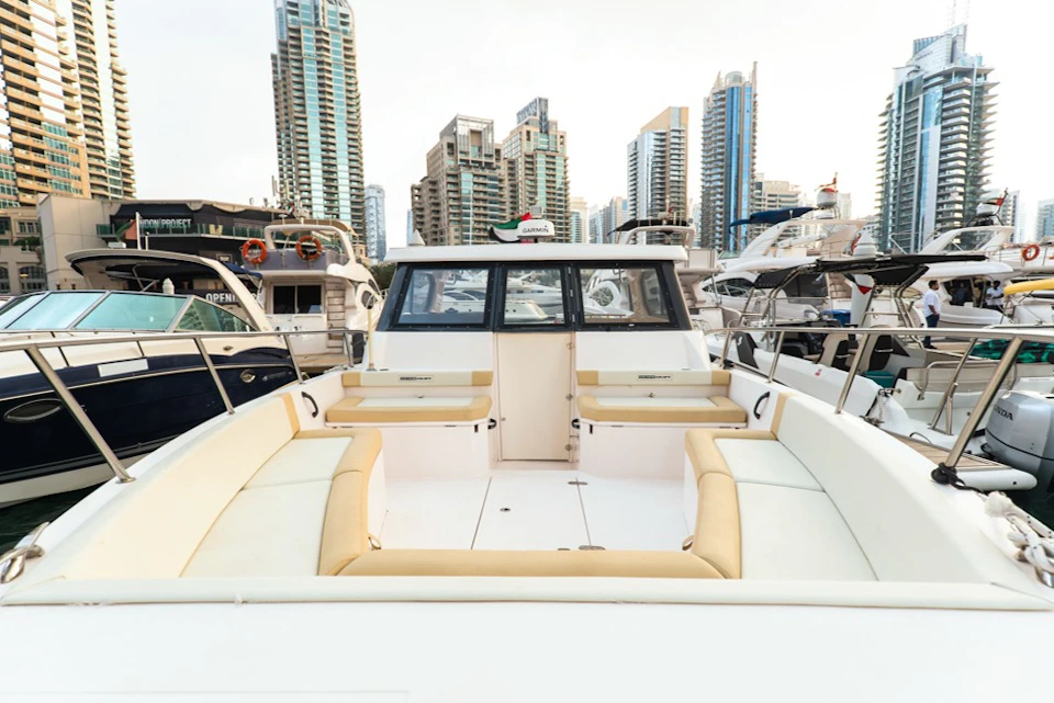 Centaurus Charter - 36 Ft Yacht - Thunder