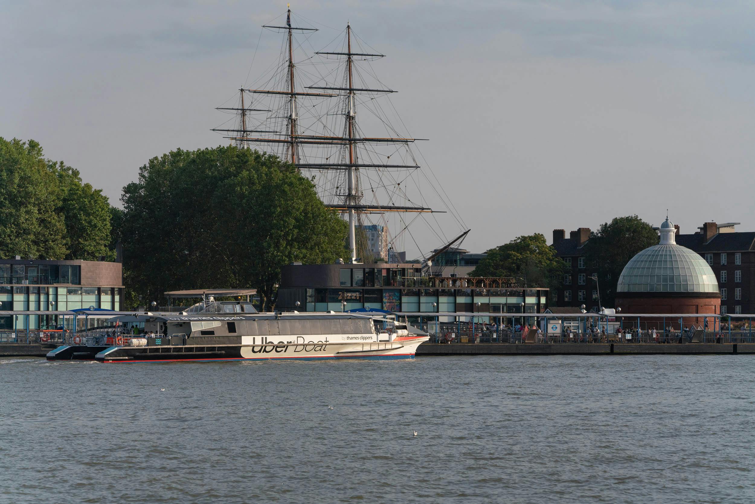Uber Boat od Thames Clippers a Cutty Sark