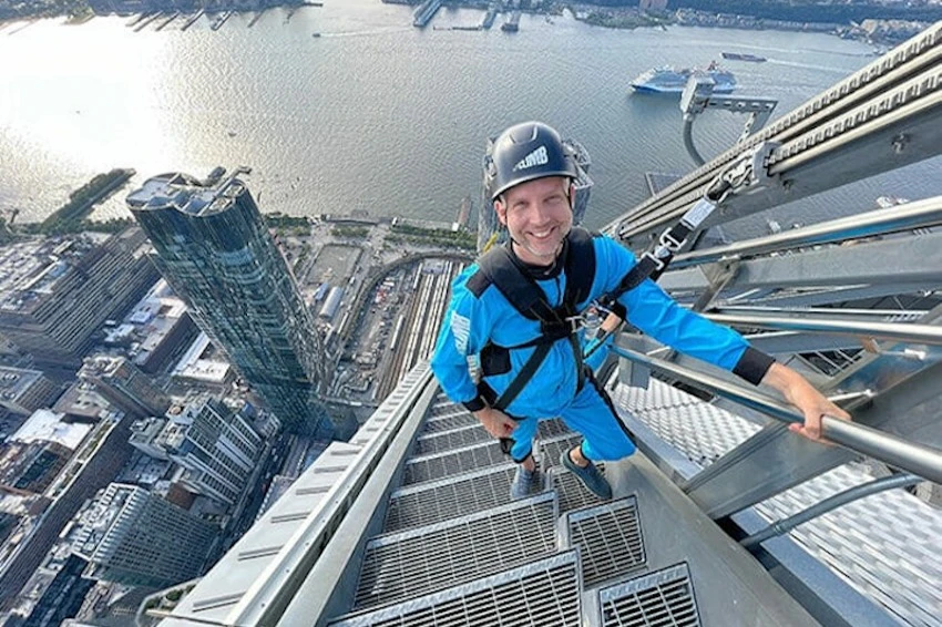The Edge City Climb