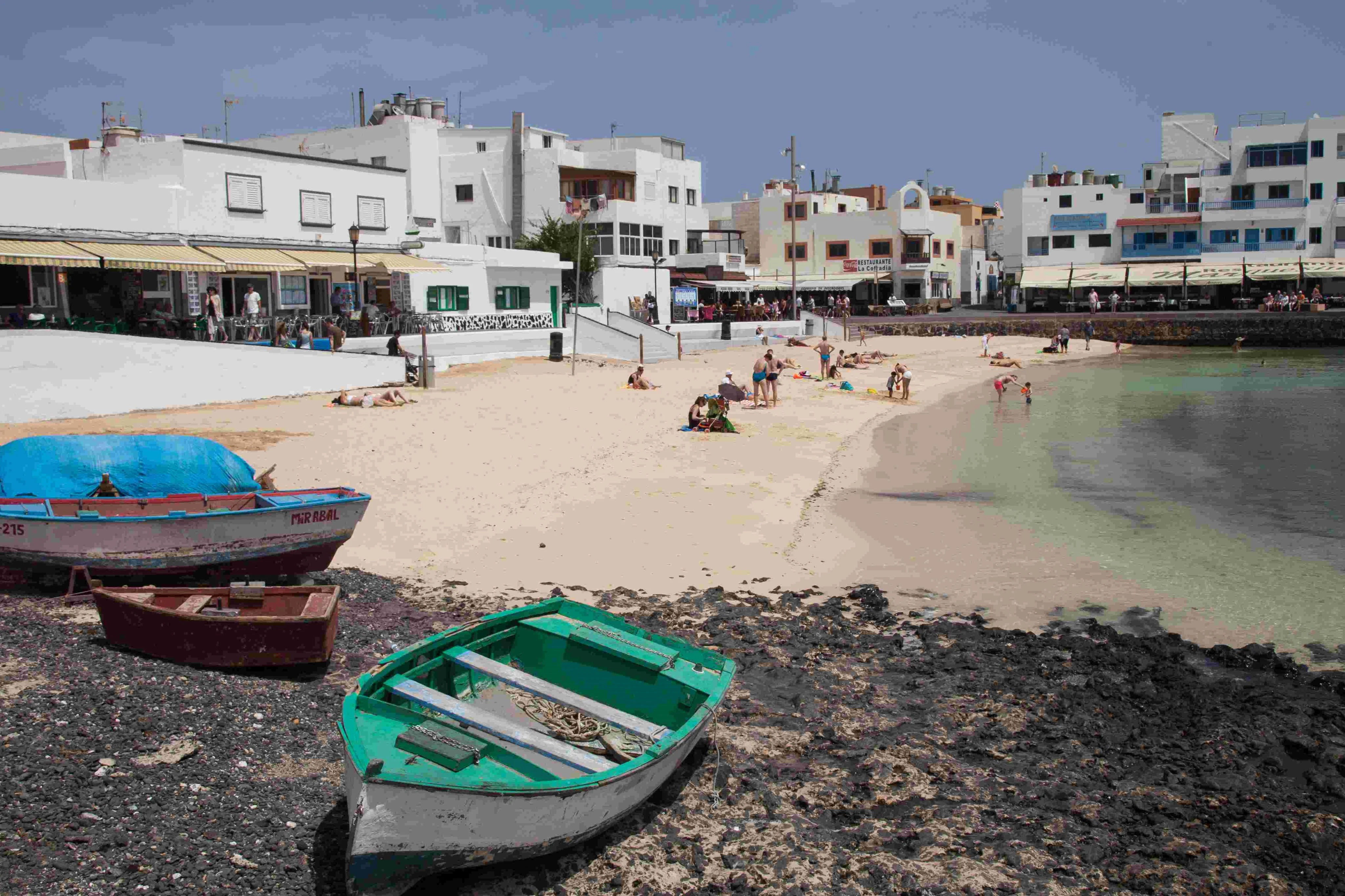Fuerteventura: Roundtrip Ferry from Lanzarote + Transfers