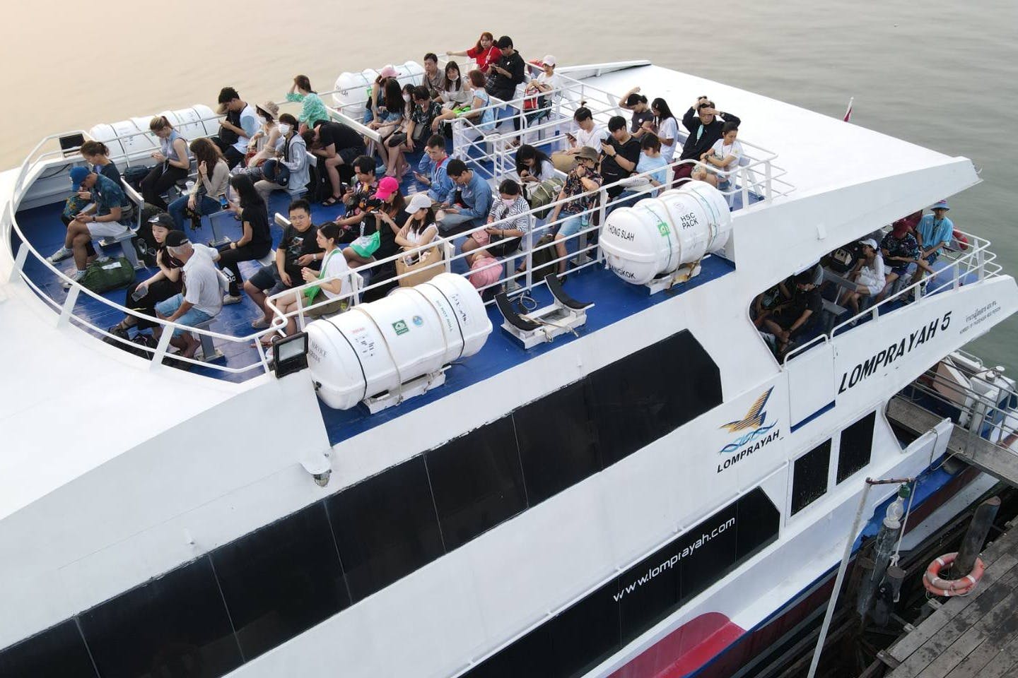 Experience the beauty of southern Thailand’s islands from a unique perspective.