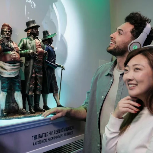 Praga: City Brewery Tour com audioguia + ingresso para a Pilsner Urquell Experience - Photo 5