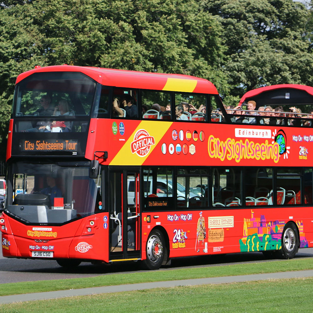 Hop-on Hop-off Bus Edinburgh in Edinburgh β Tiqets