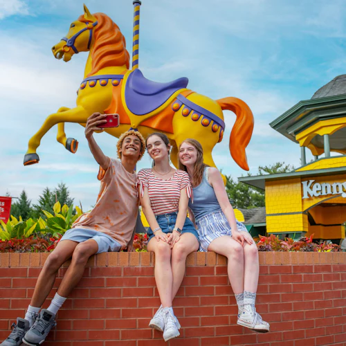 Kennywood Holiday Lights: Entry Ticket
