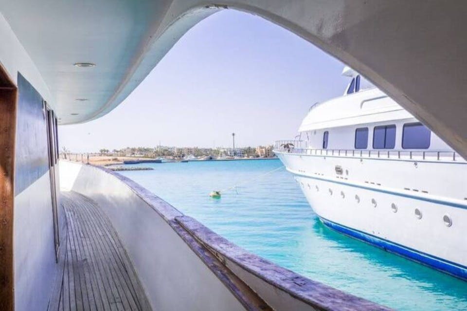 Νυχτερινή βάρκα ονείρου με θέα στη θάλασσα στο Marsa Alam στο Dolphin House