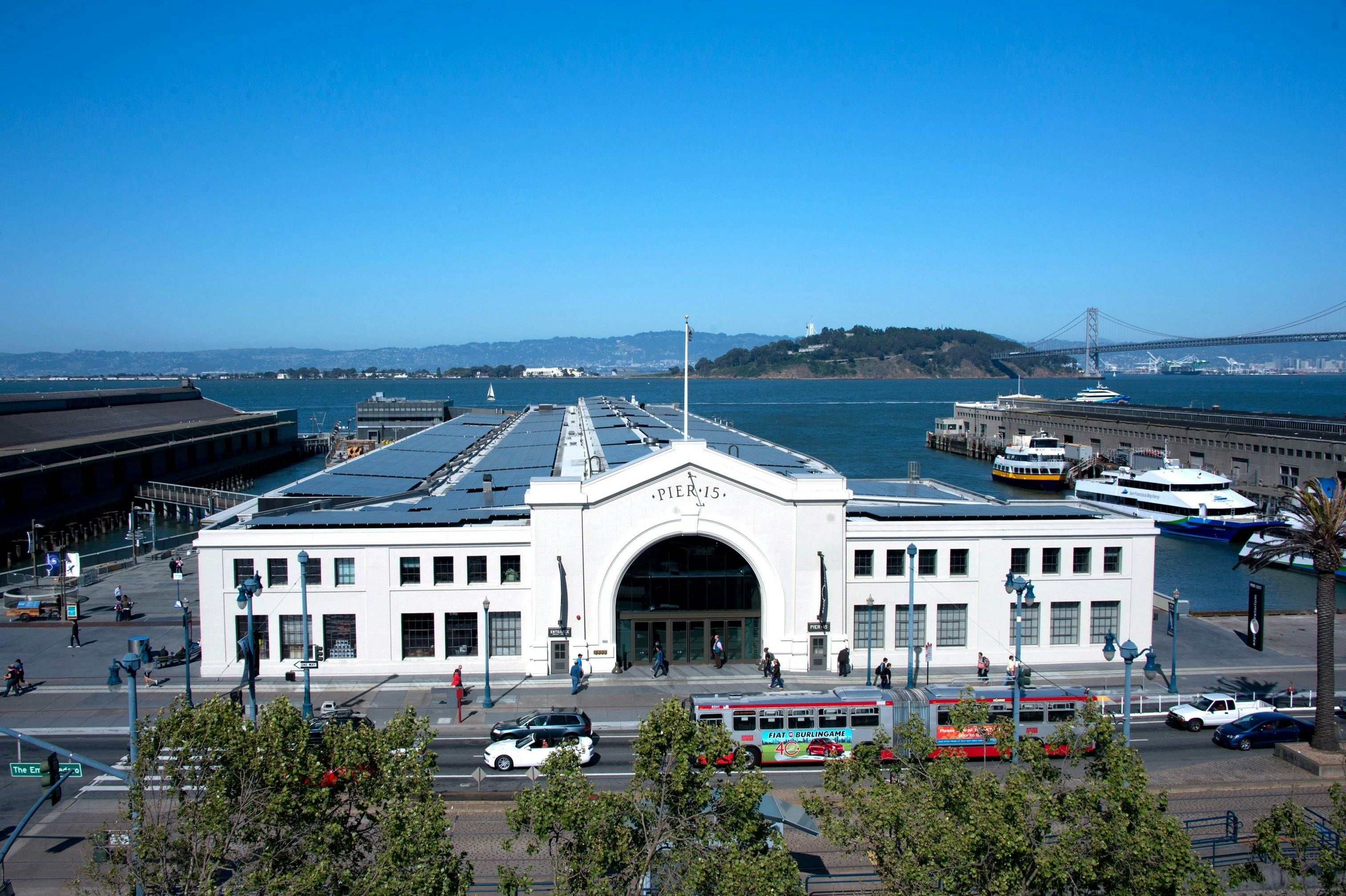 PULAR A LINHA: Entrada diurna no Exploratorium