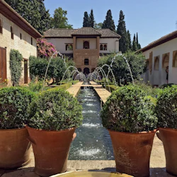 Alhambra & Nasrid Palaces: Skip The Line Ticket