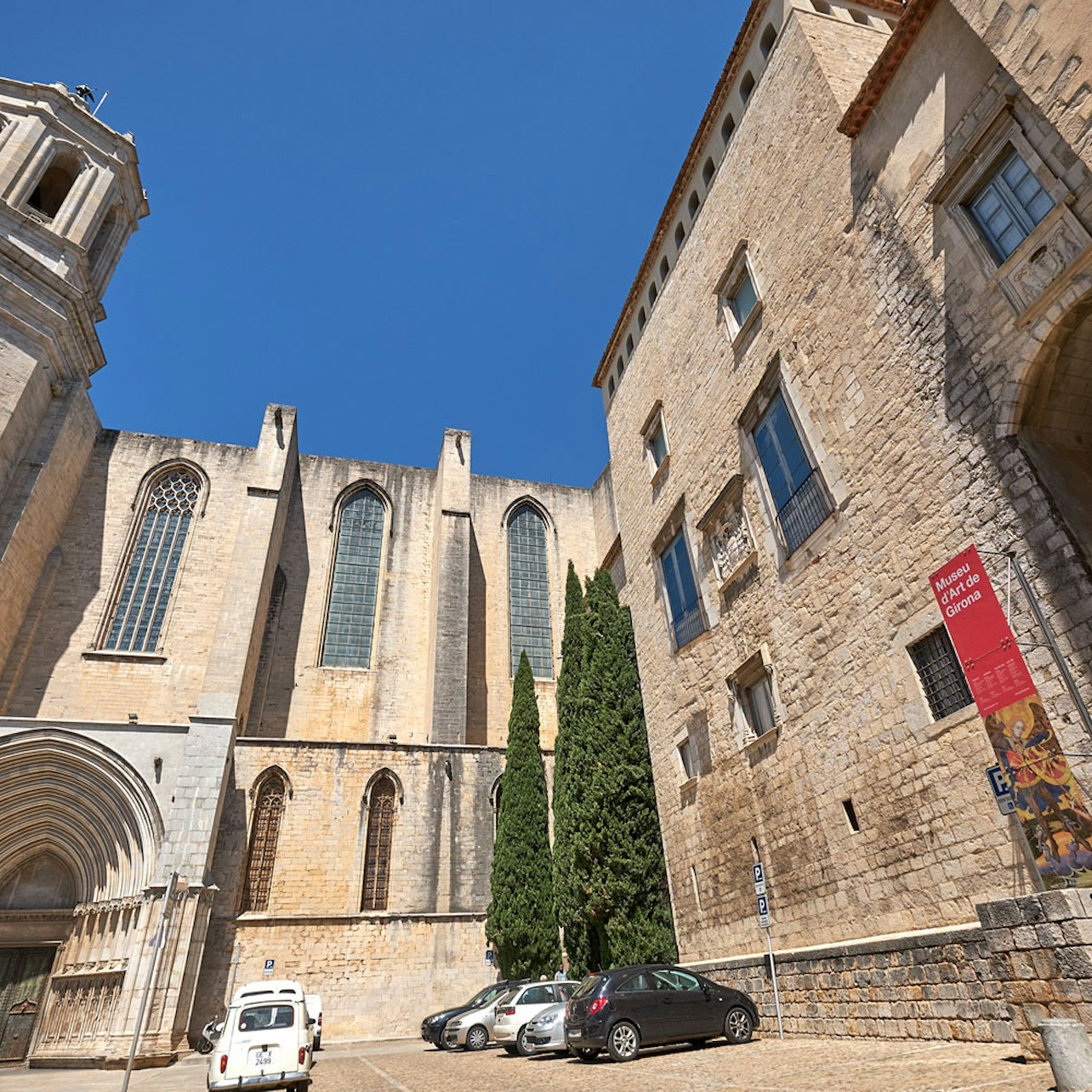 Museu de Arte de Girona - Acomodações em Girona