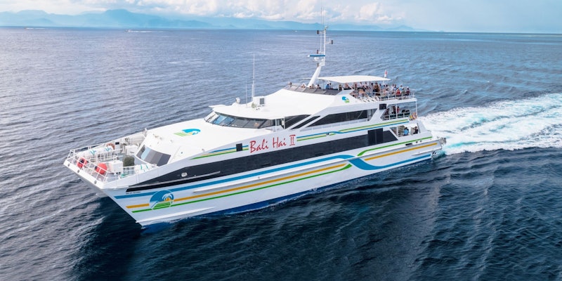 Nusa Lembongan: Cruise from Bali + Beach Club Entry + Activities