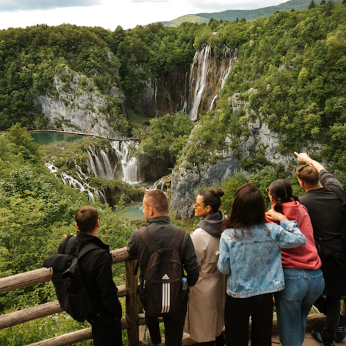 Lagos Plitvice: excursão a partir de Zagreb - Photo 3
