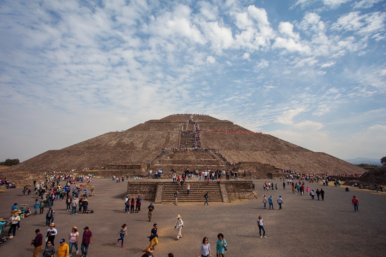 Teotihuacán Pyramids: Skip The Line Ticket + Guided Walking Tour