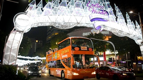 FunVee Singapore: Night Tour by Open-Top Bus