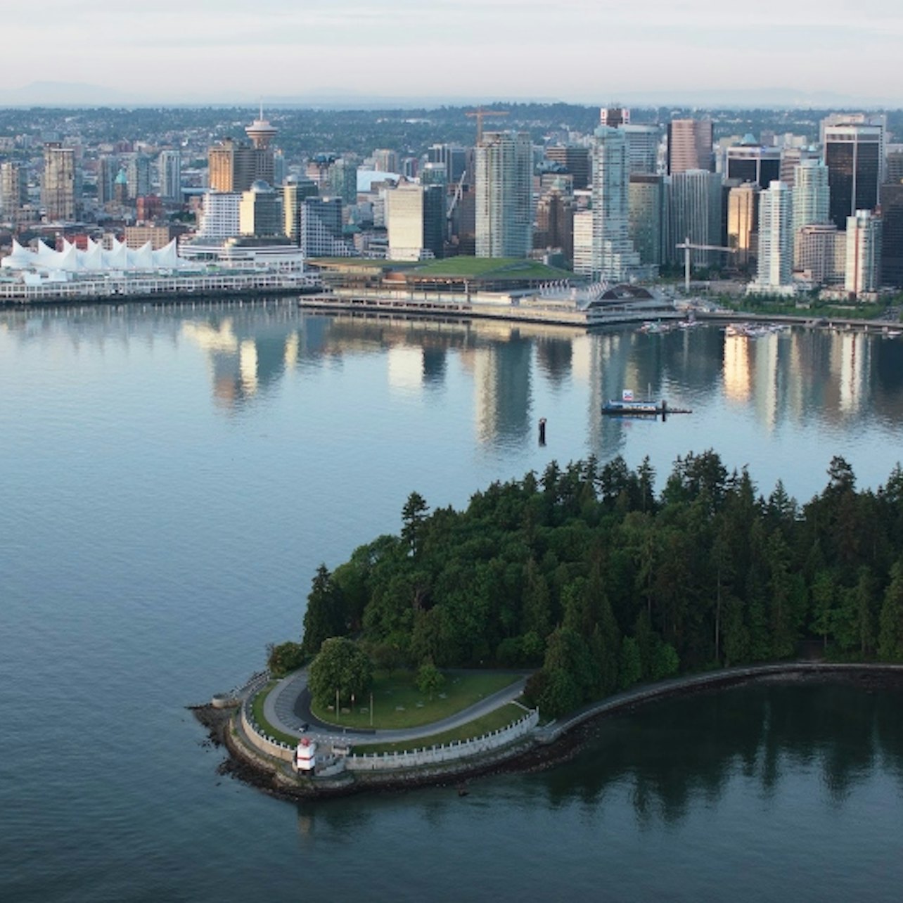 Vancouver City Tour & Capilano Suspension Bridge - Accommodations in Vancouver