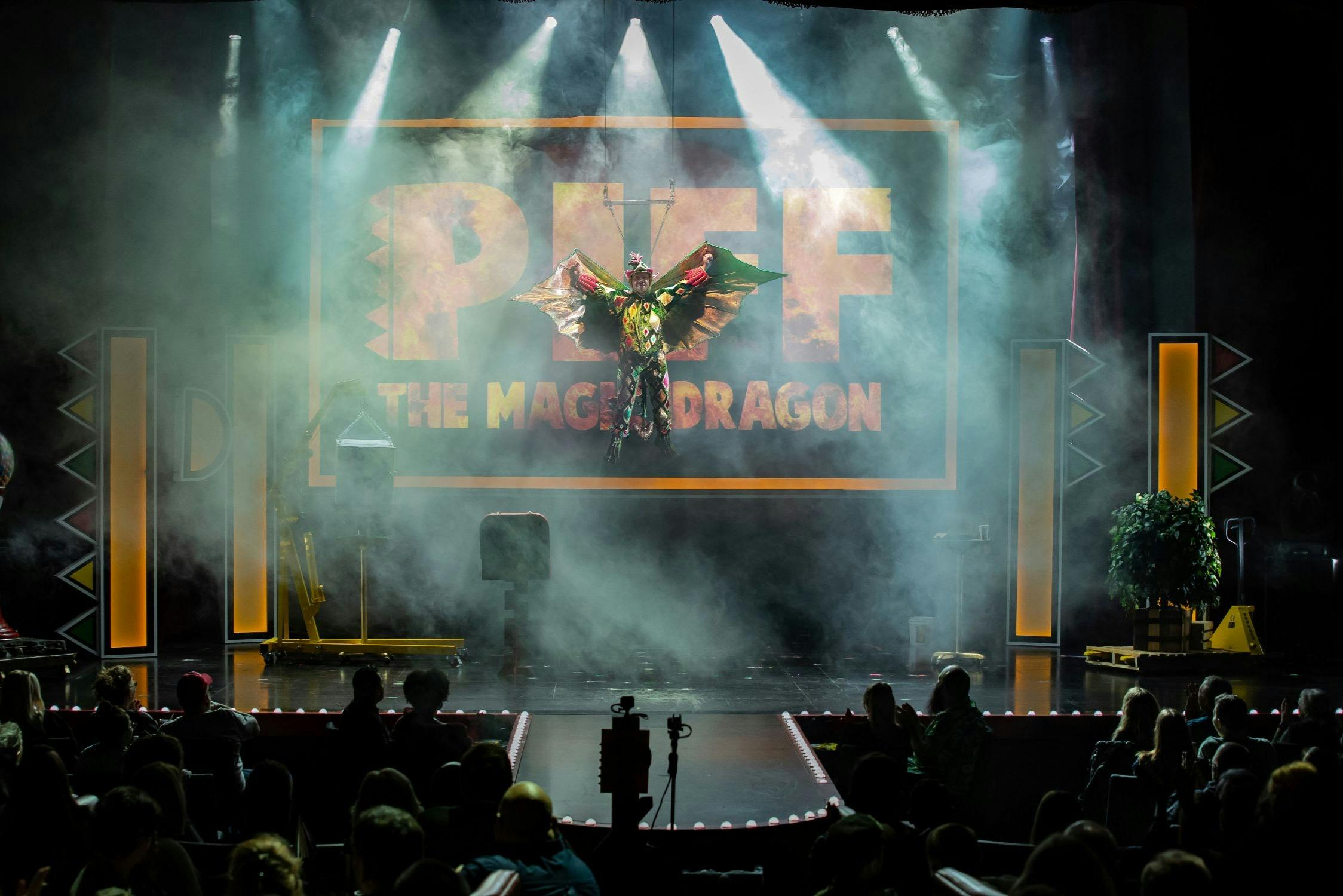 Flamingo Las Vegas: Piff the Magic Dragon - Photo 8