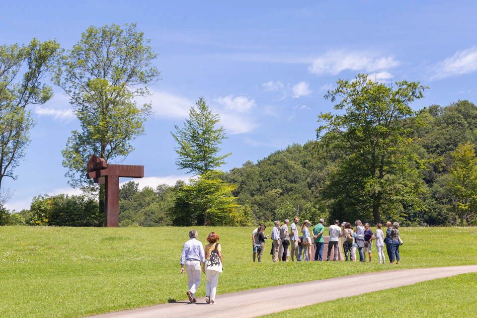 Visita guiada jardin Chillida Leku