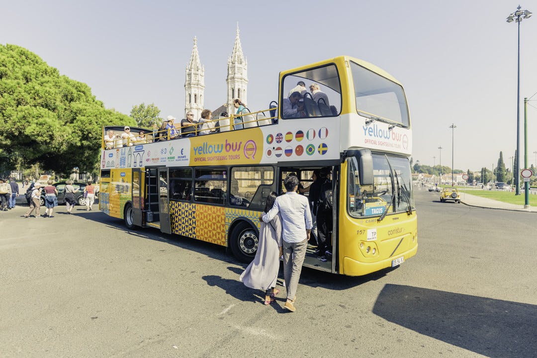 Hop-on-Hop-off-tram in Lissabon